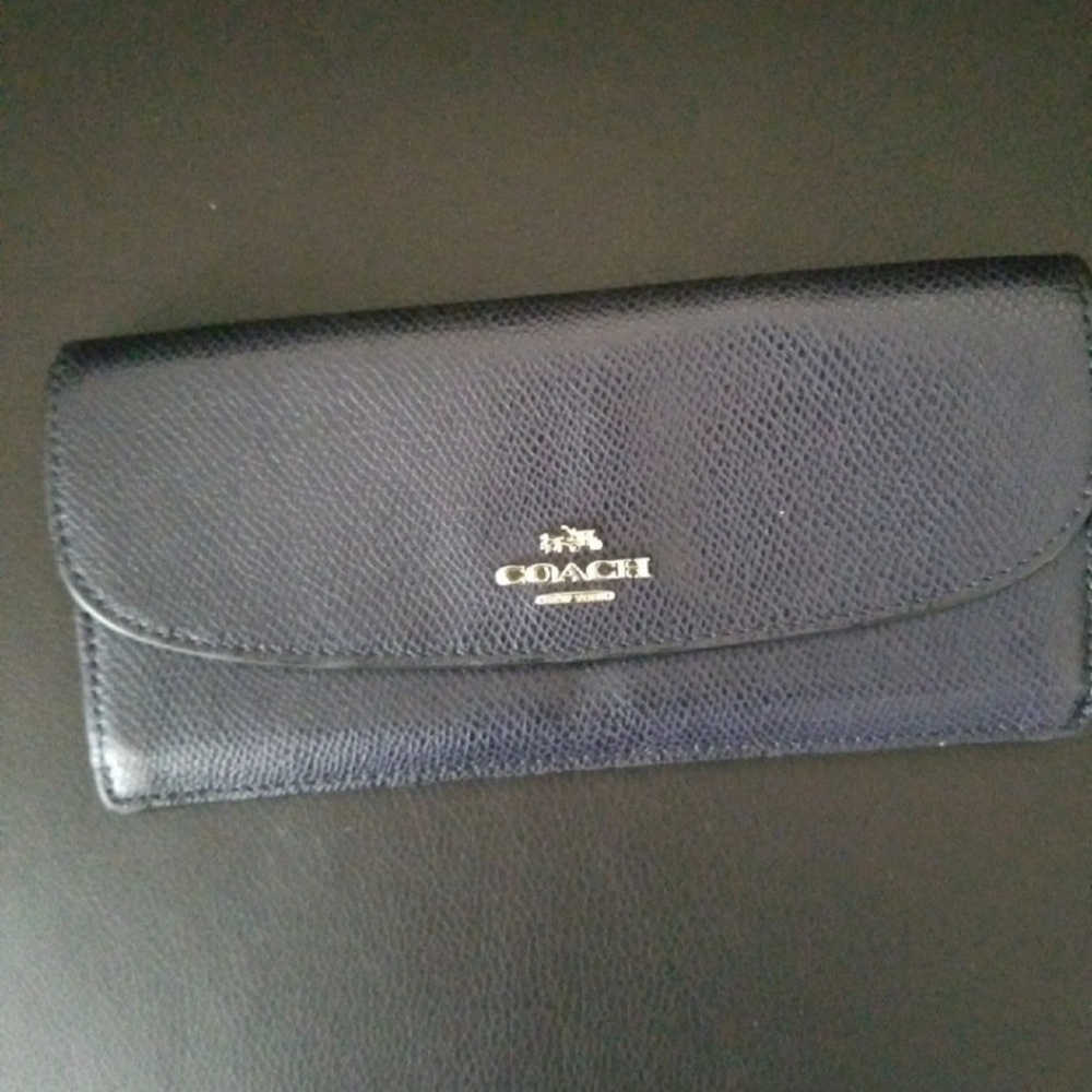 Wallets - Picture 7 of 11